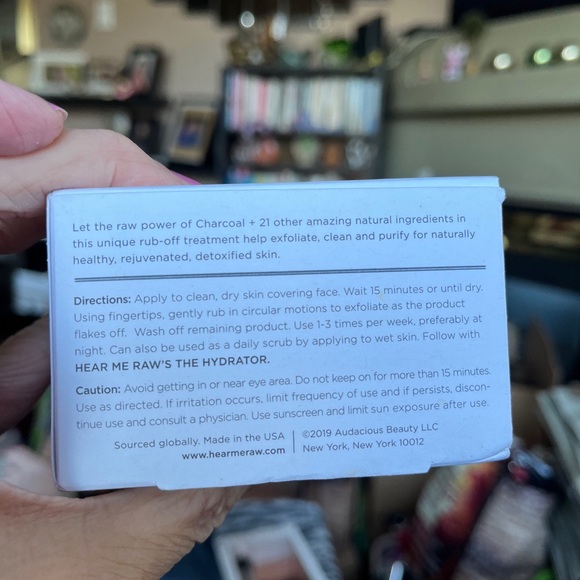 Hear Me Raw The Detoxifier With Charcosl 15 Minute Rub-Off Treatment 75ml. New! - Picture 4 of 5